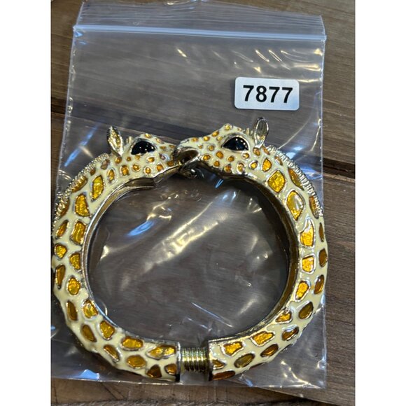 Giraffe Design Enamel Hinged Bangle Bracelet With Rhinestone Eyes & Gold-Tone Me - Picture 4 of 11